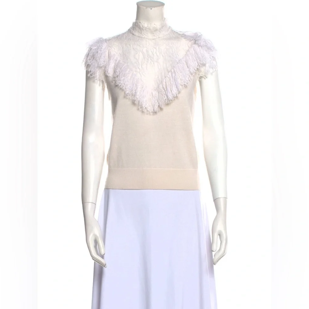 Alice + Olivia Turtleneck - Lace Trim Embellishment
Short Sleeve - Women’s XS - Picture 4 of 10